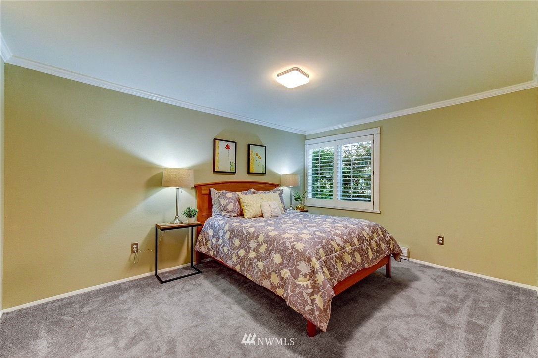 7901 196th Street Southwest, Unit 16 Edmonds, WA 98026 - Photo 13 of 20 Gallery Image 13