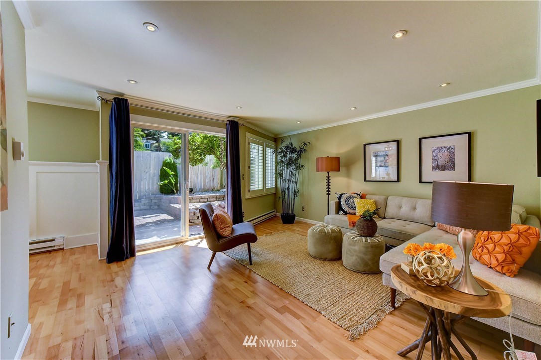 7901 196th Street Southwest, Unit 16 Edmonds, WA 98026 - Photo 9 of 20 Gallery Image 9