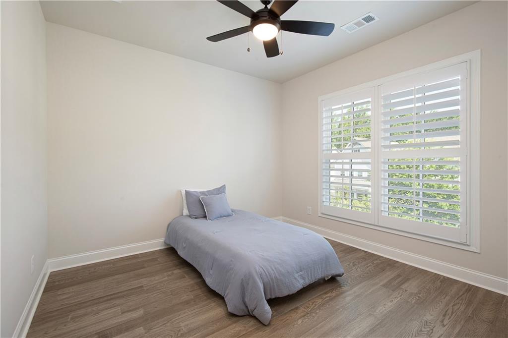 260 Briscoe Way Alpharetta, GA 30009 - Photo 60 of 72 Gallery Image 60