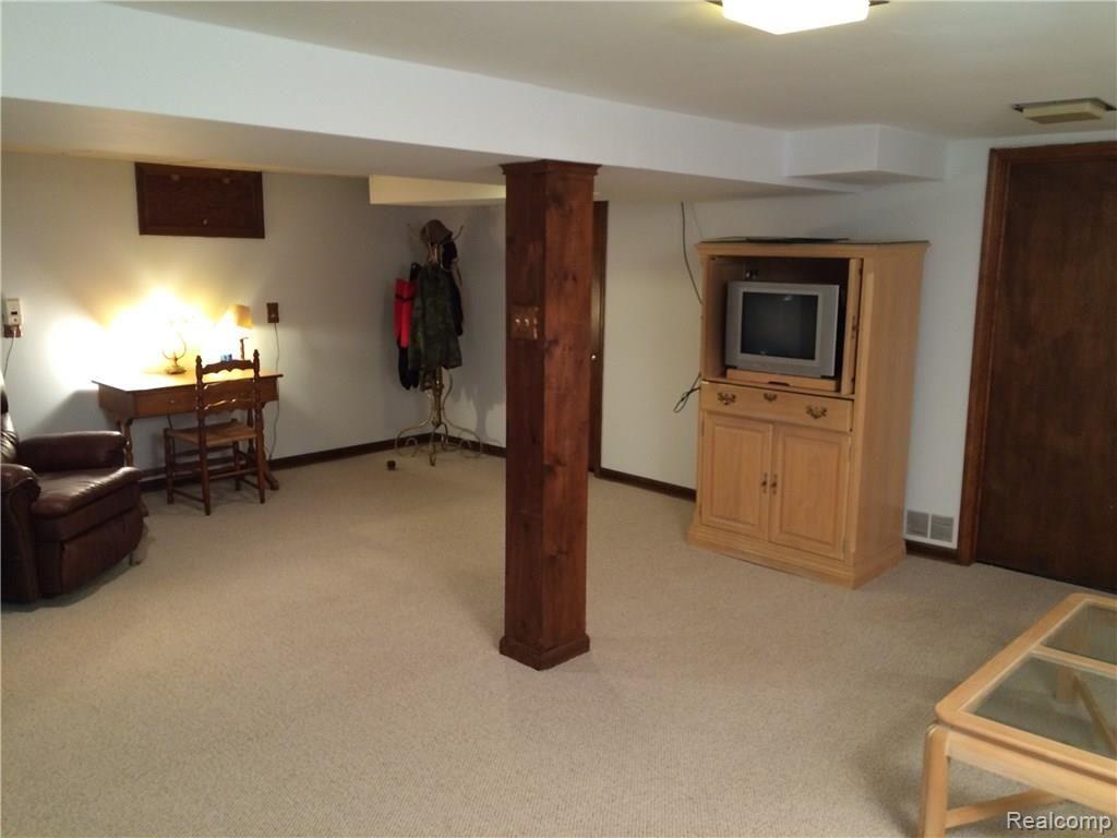 1378 Audubon Road Grosse Pointe, MI 48230 - Photo 45 of 60 IMG_1693.JPG