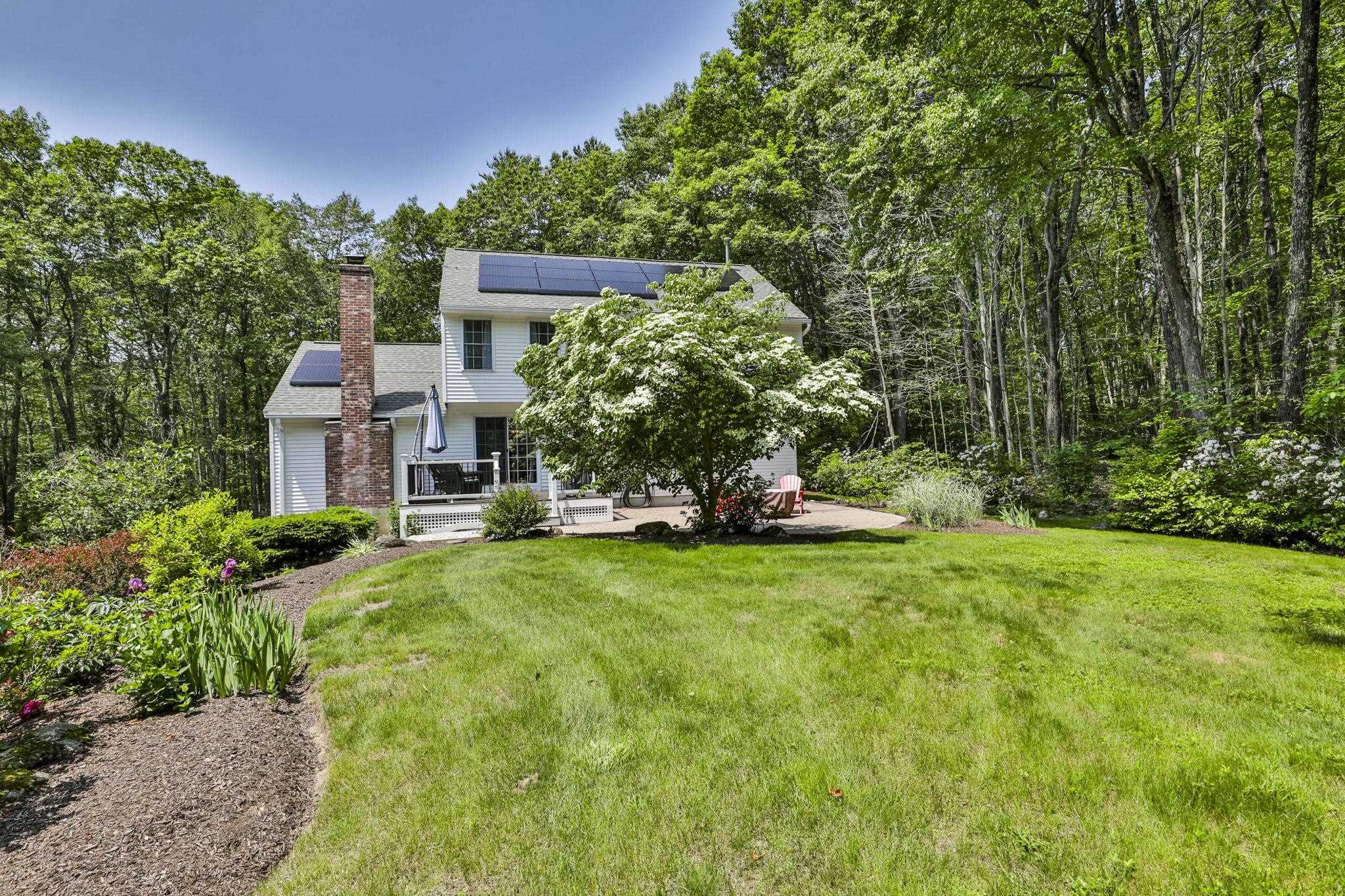 25 Westview Road Brookline, NH 03033 - Photo 4 of 46