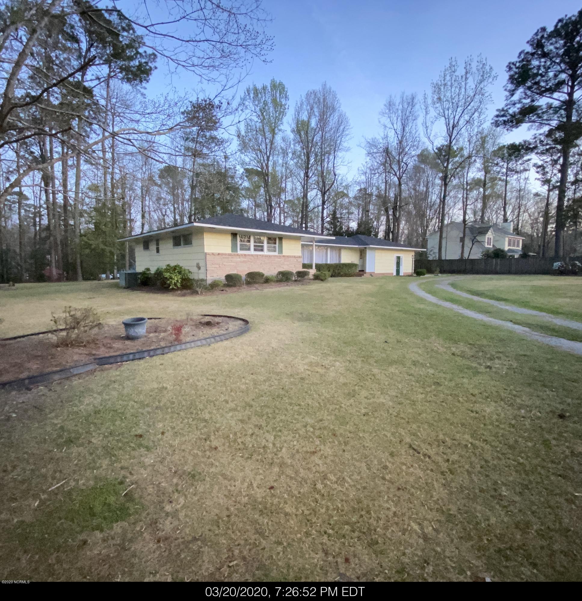2324 Country Club Road Jacksonville, NC 28546 - Photo 4 of 70 Frontsie