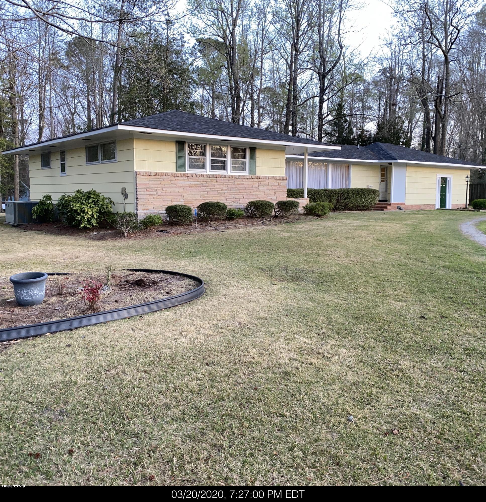 2324 Country Club Road Jacksonville, NC 28546 - Photo 5 of 70 FrontsideA