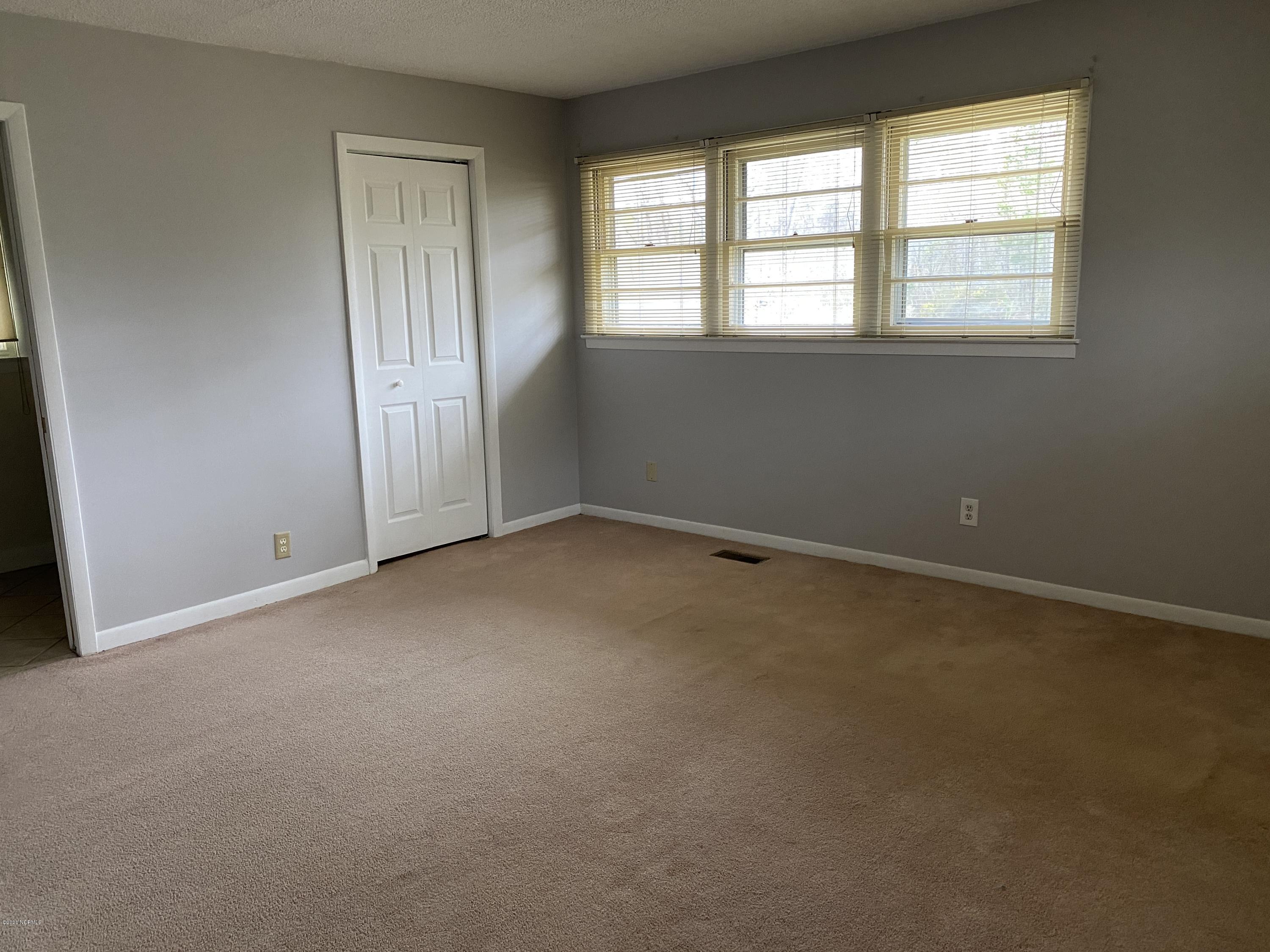 2324 Country Club Road Jacksonville, NC 28546 - Photo 51 of 70 MasterD