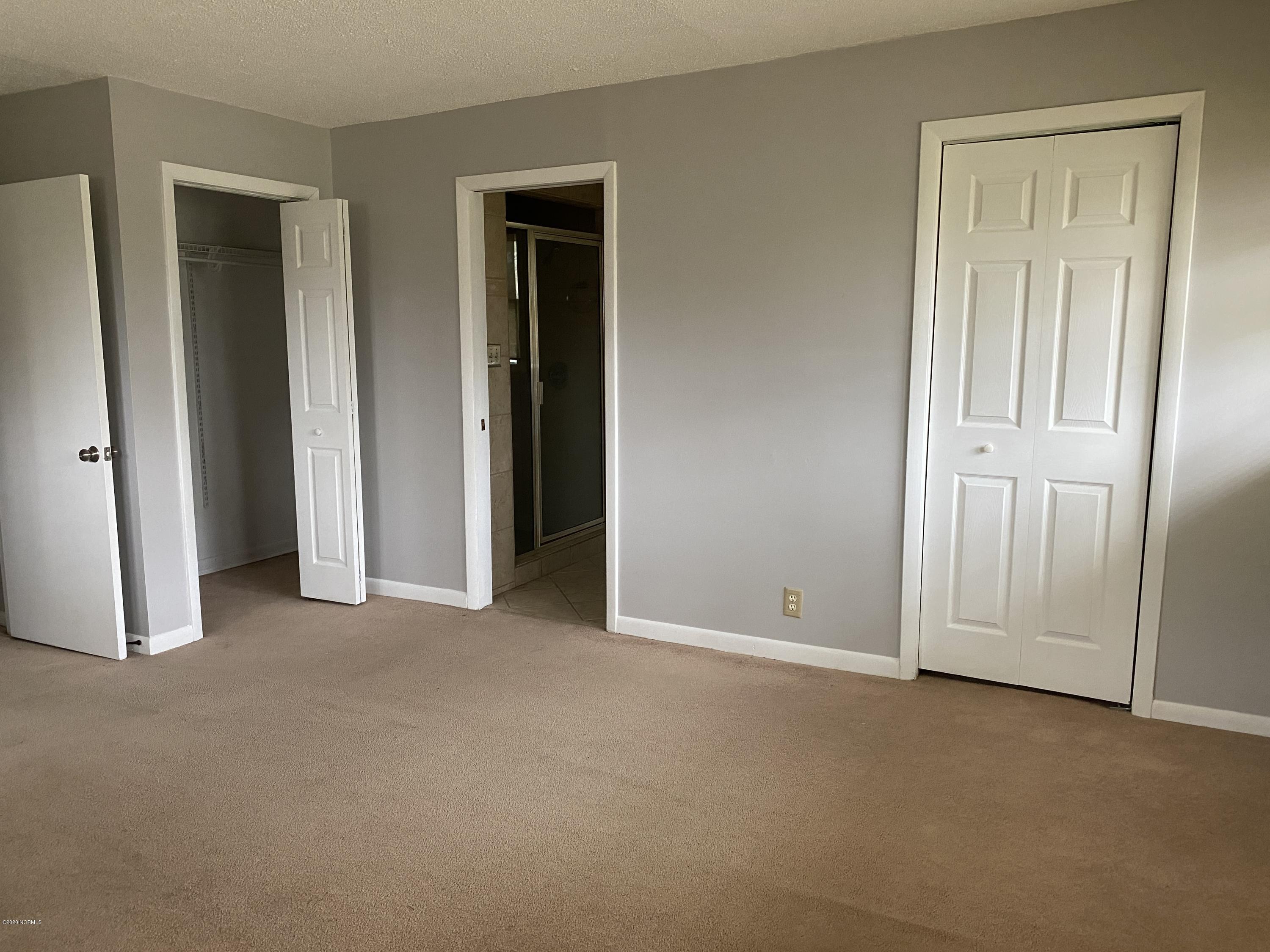 2324 Country Club Road Jacksonville, NC 28546 - Photo 52 of 70 MasterE