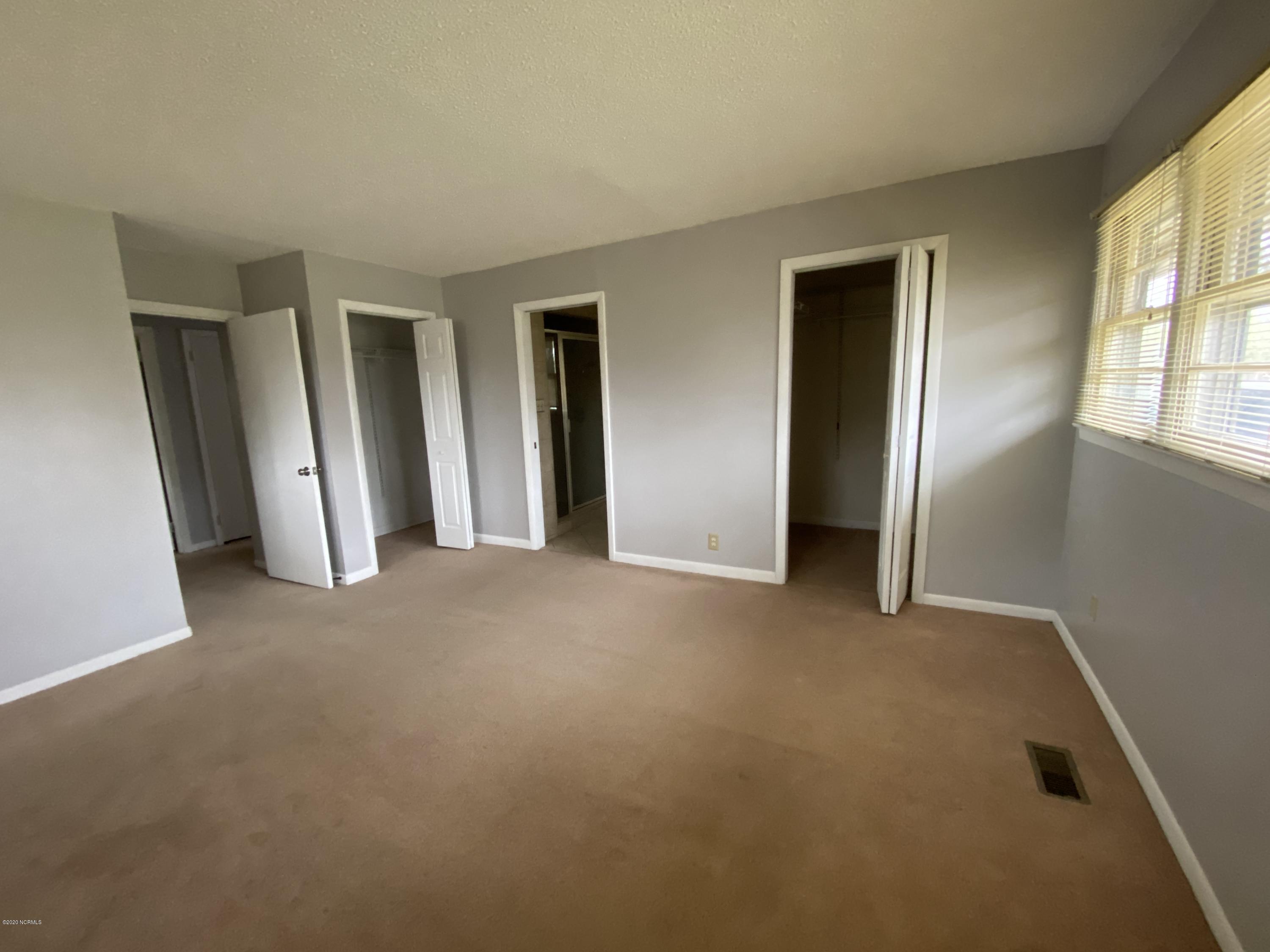2324 Country Club Road Jacksonville, NC 28546 - Photo 54 of 70 MasterG