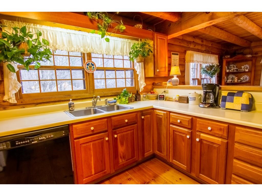 87 Sherburne Valley Road Killington, VT 05751 - Photo 9 of 36 Gallery Image 9