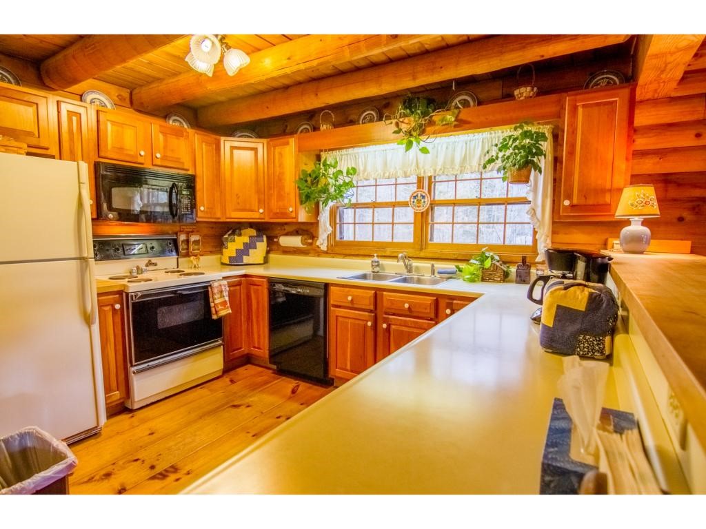 87 Sherburne Valley Road Killington, VT 05751 - Photo 10 of 36 Gallery Image 10