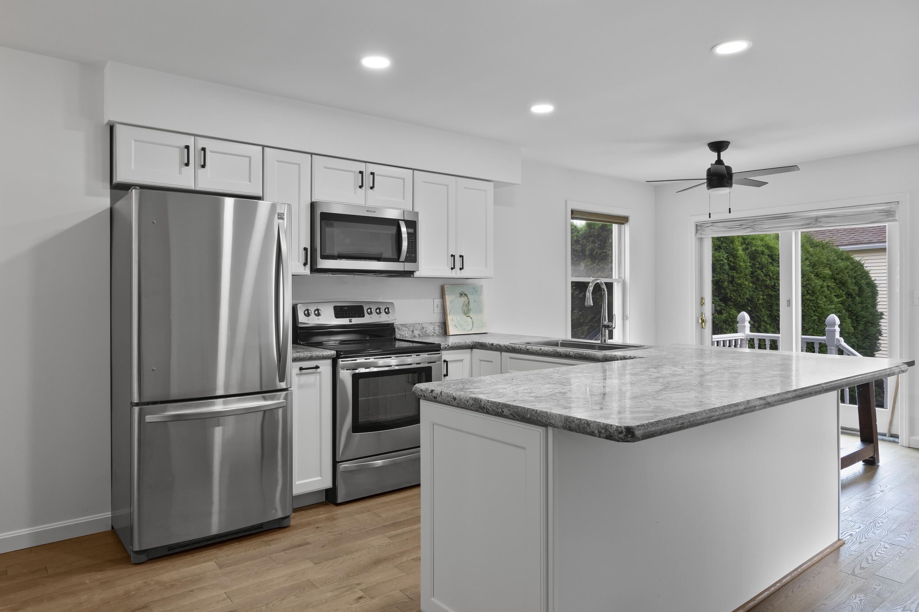 10 Yorke Ridge Way, Unit 10 York, ME 03909 - Photo 7 of 51 10 Yorke Ridge Way #10_110