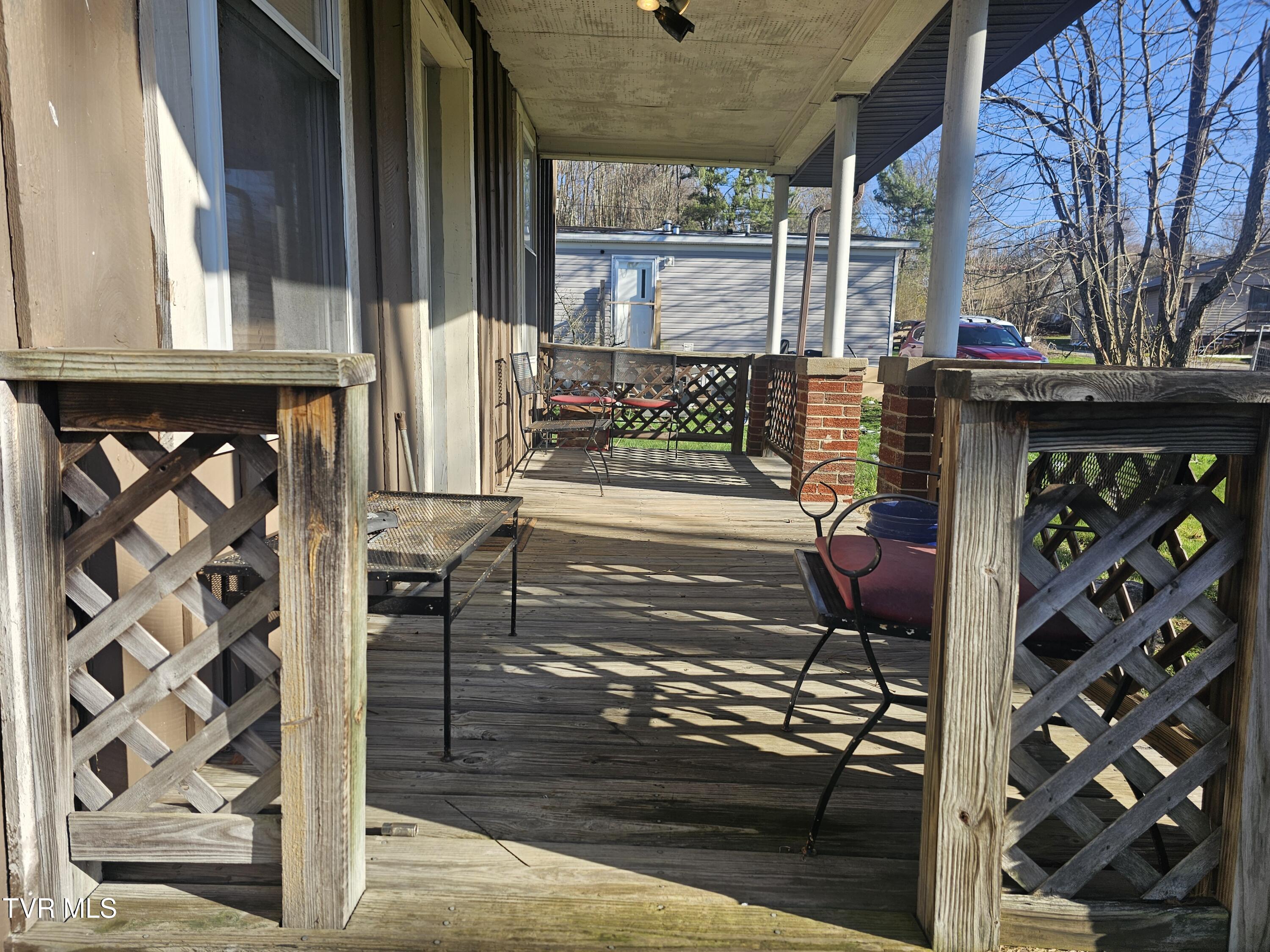 807 Coeburn Road Wise, VA 24293 - Photo 14 of 34 front porch