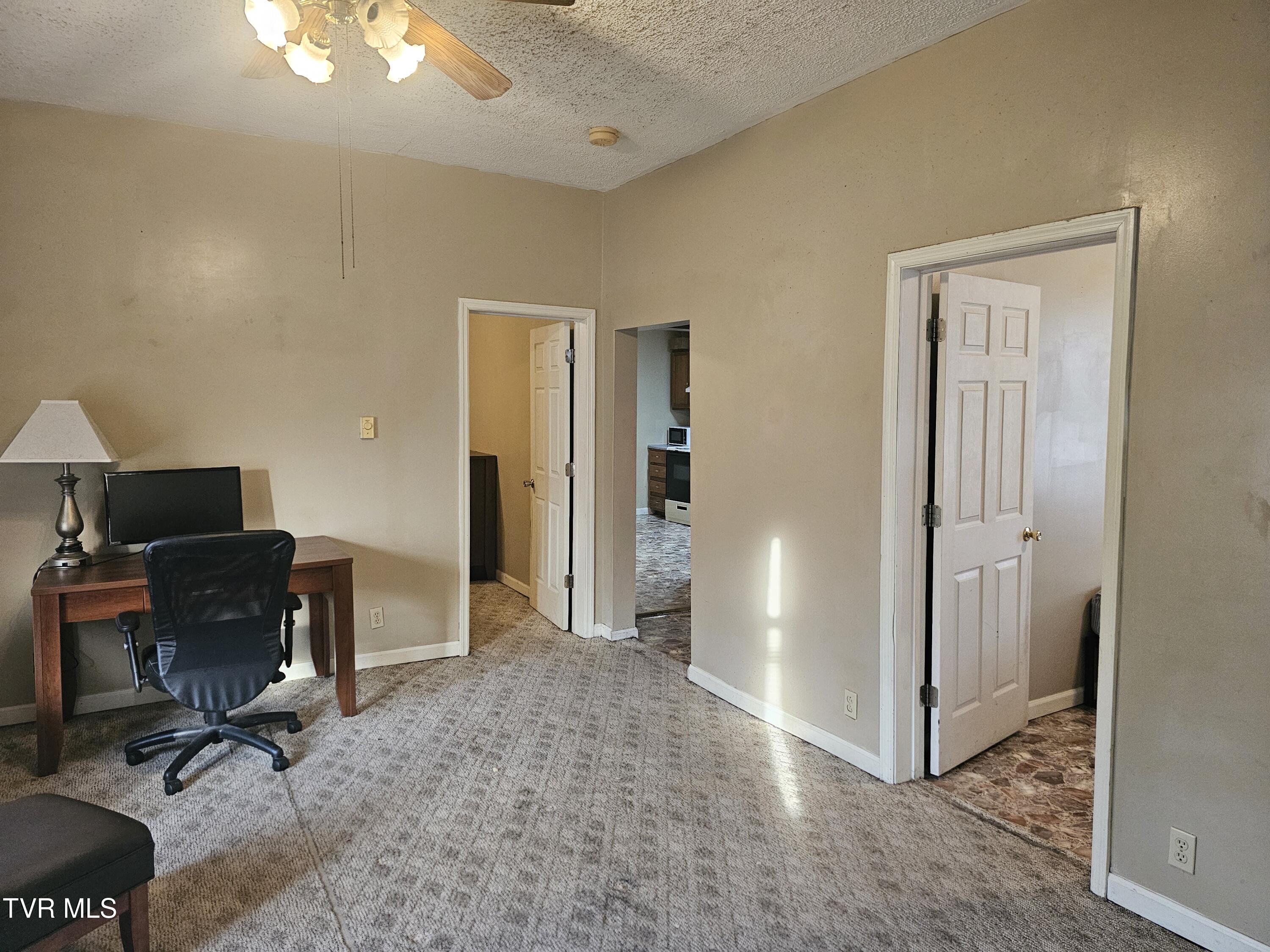 807 Coeburn Road Wise, VA 24293 - Photo 21 of 34 living room