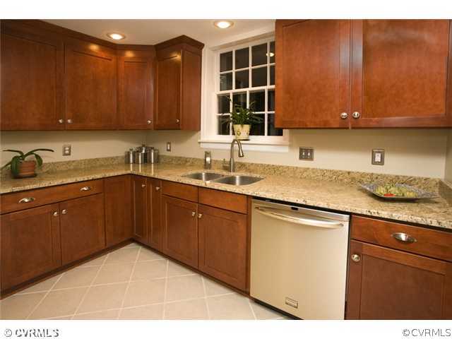 4806 Morrison Road Richmond, VA 23230 - Photo 3 of 11 Kitchen
