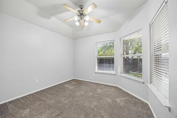 $425,000 | 11361 Clover Knoll Drive, Frisco, TX 75035