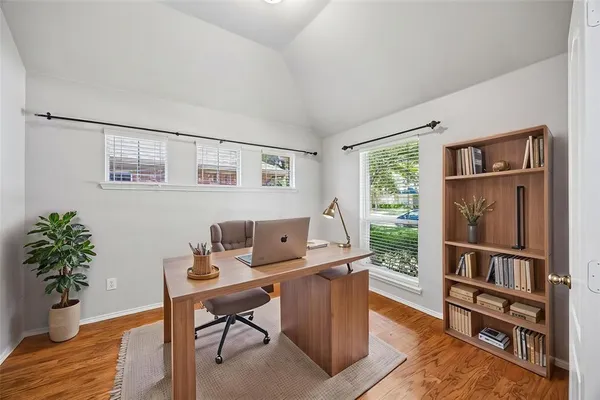 $425,000 | 11361 Clover Knoll Drive, Frisco, TX 75035