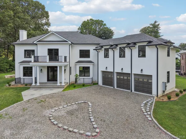 $25,000 | 15 High Point Terrace, Scarsdale, NY 10583