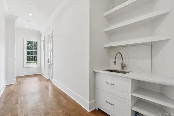 $25,000 | 15 High Point Terrace, Scarsdale, NY 10583