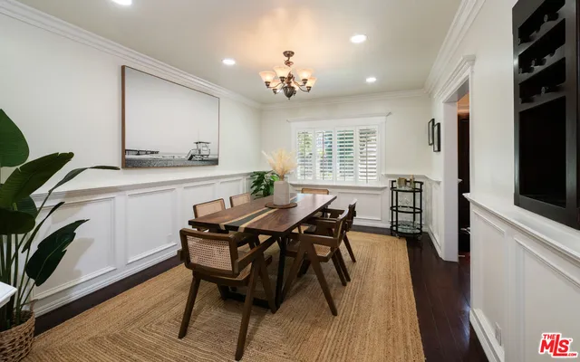 $1,800,000 | 4547 Ledge Avenue, Toluca Lake, CA 91602