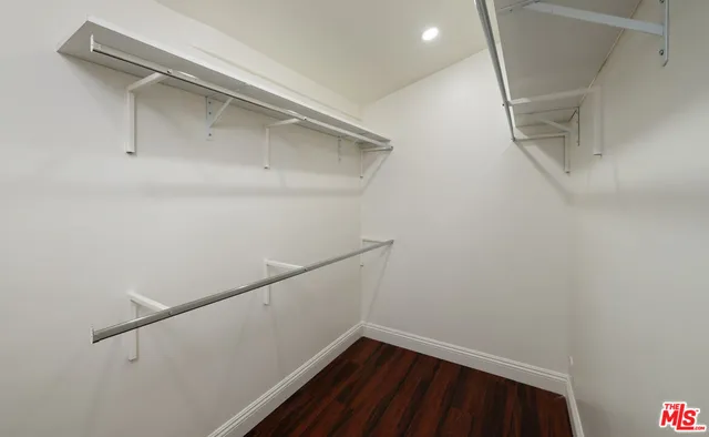 $1,800,000 | 4547 Ledge Avenue, Toluca Lake, CA 91602