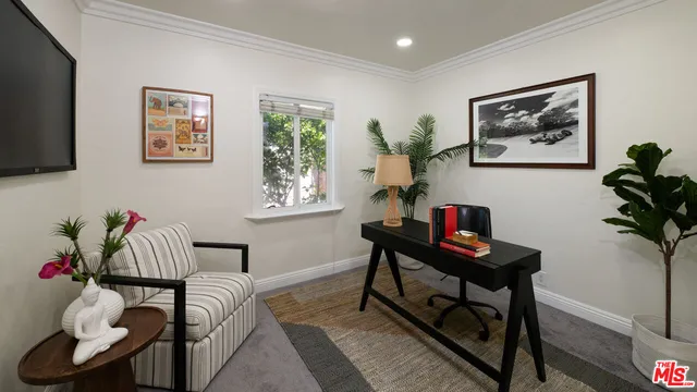 $1,800,000 | 4547 Ledge Avenue, Toluca Lake, CA 91602