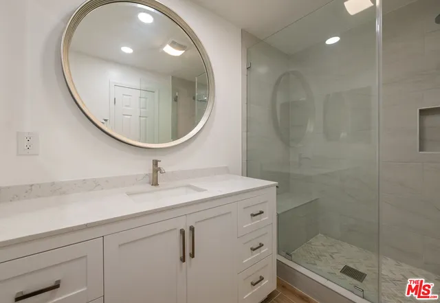 $1,800,000 | 4547 Ledge Avenue, Toluca Lake, CA 91602