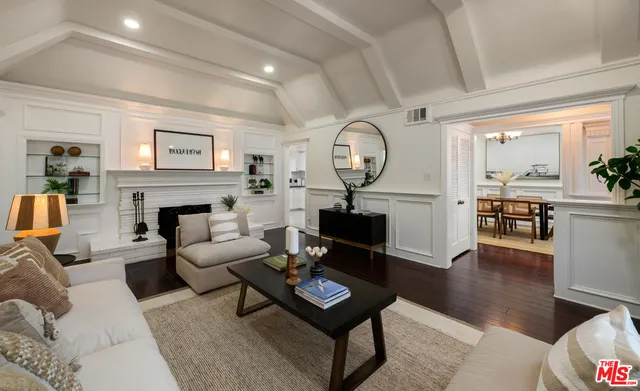 $1,800,000 | 4547 Ledge Avenue, Toluca Lake, CA 91602