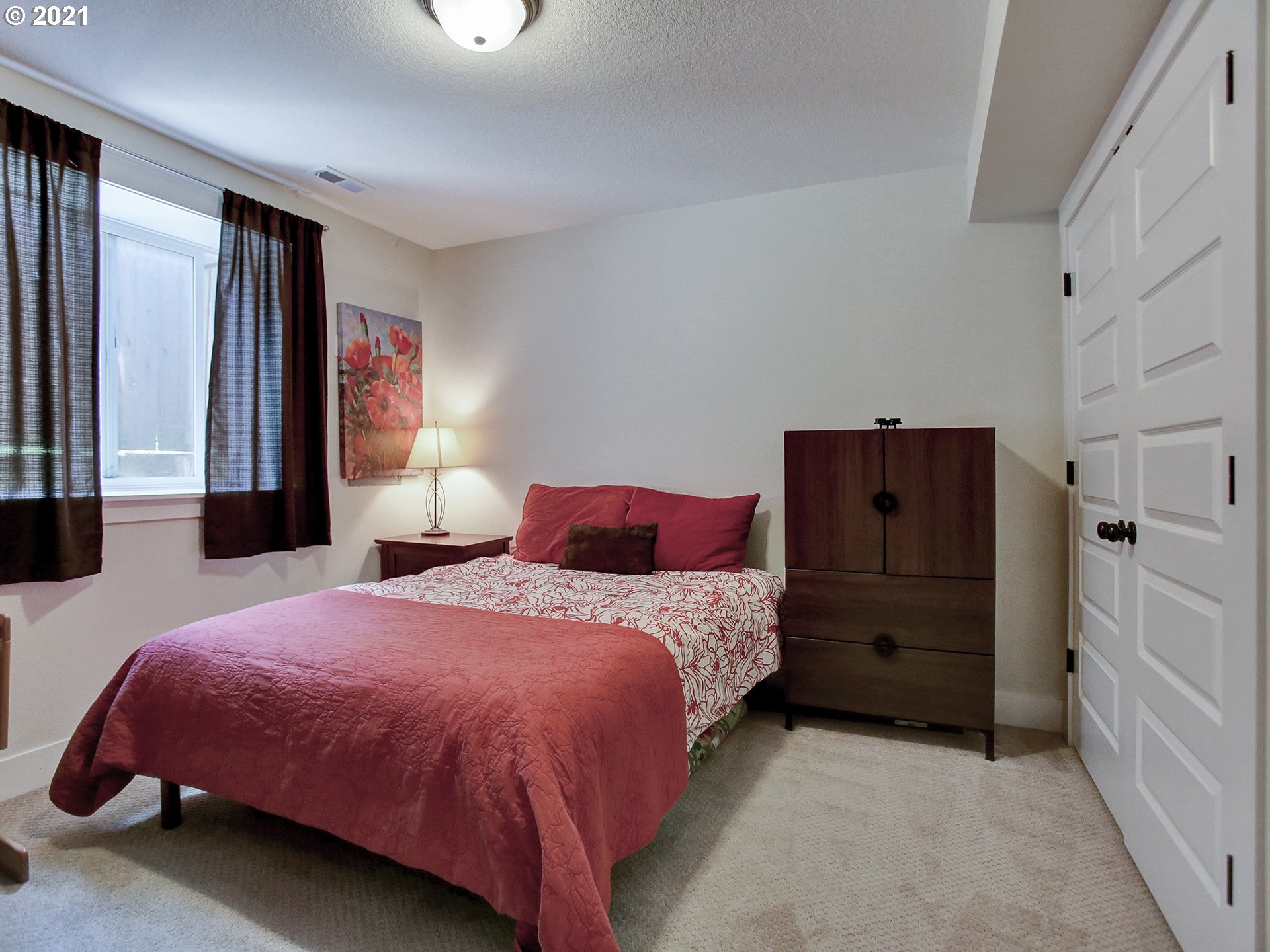 517 Northeast Cook Street Portland, OR 97212 - Photo 24 of 32