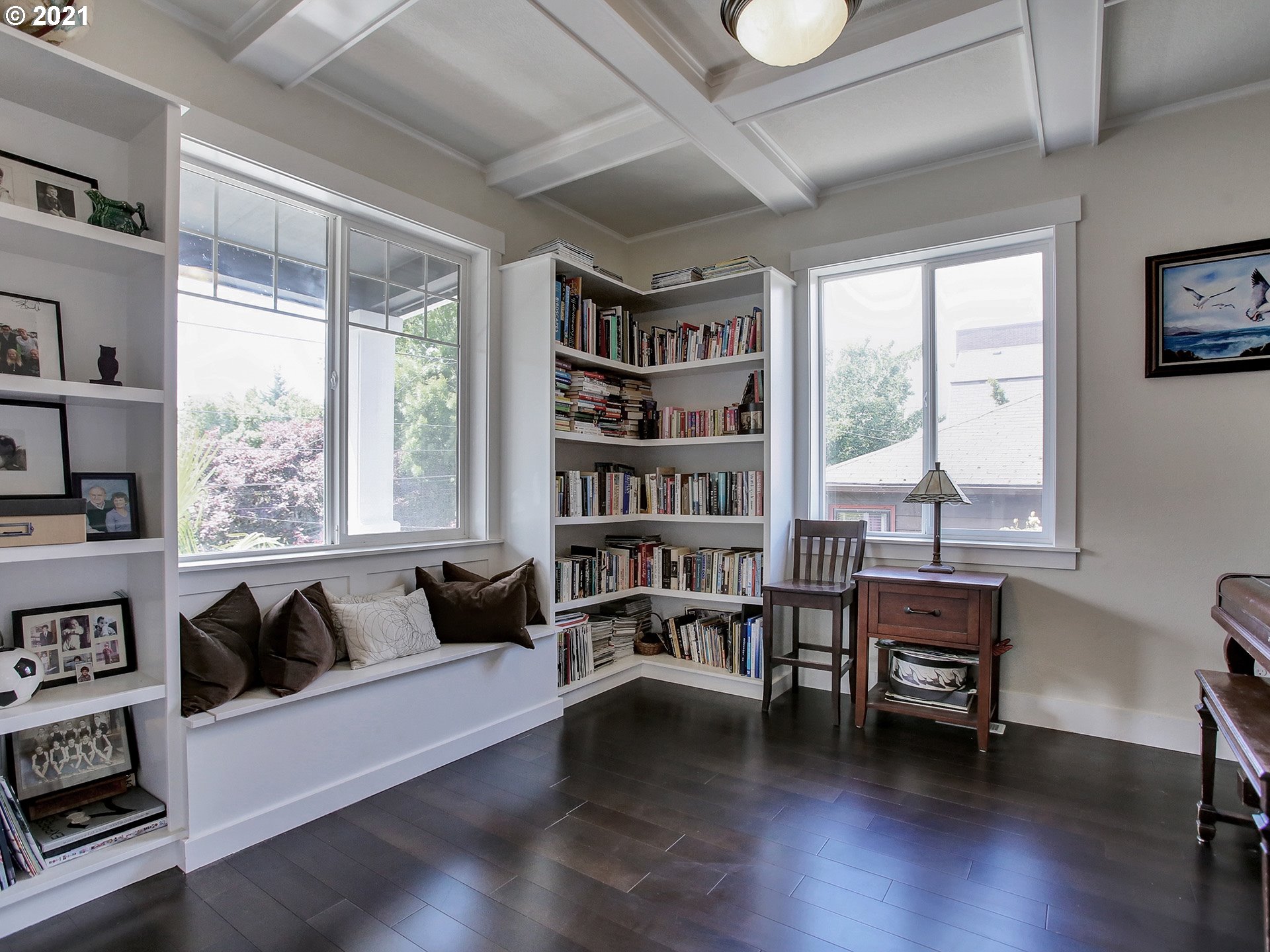 517 Northeast Cook Street Portland, OR 97212 - Photo 4 of 32