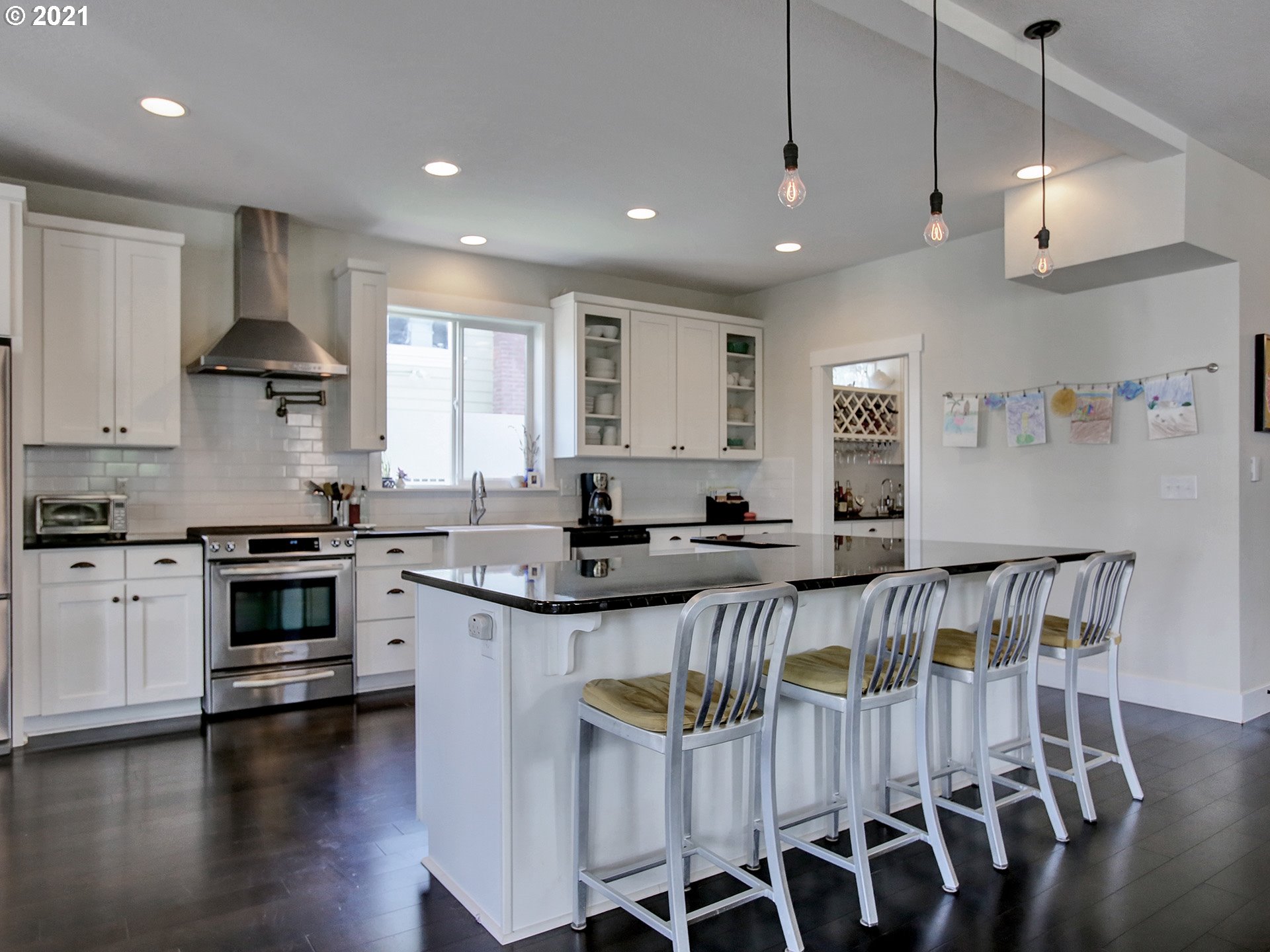 517 Northeast Cook Street Portland, OR 97212 - Photo 6 of 32