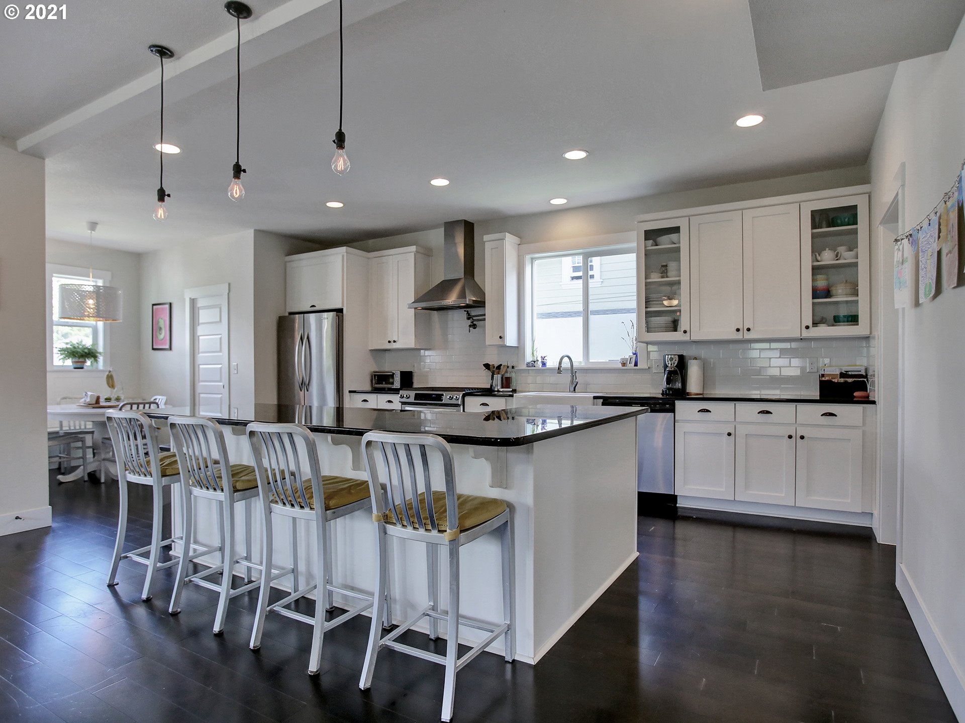 517 Northeast Cook Street Portland, OR 97212 - Photo 7 of 32