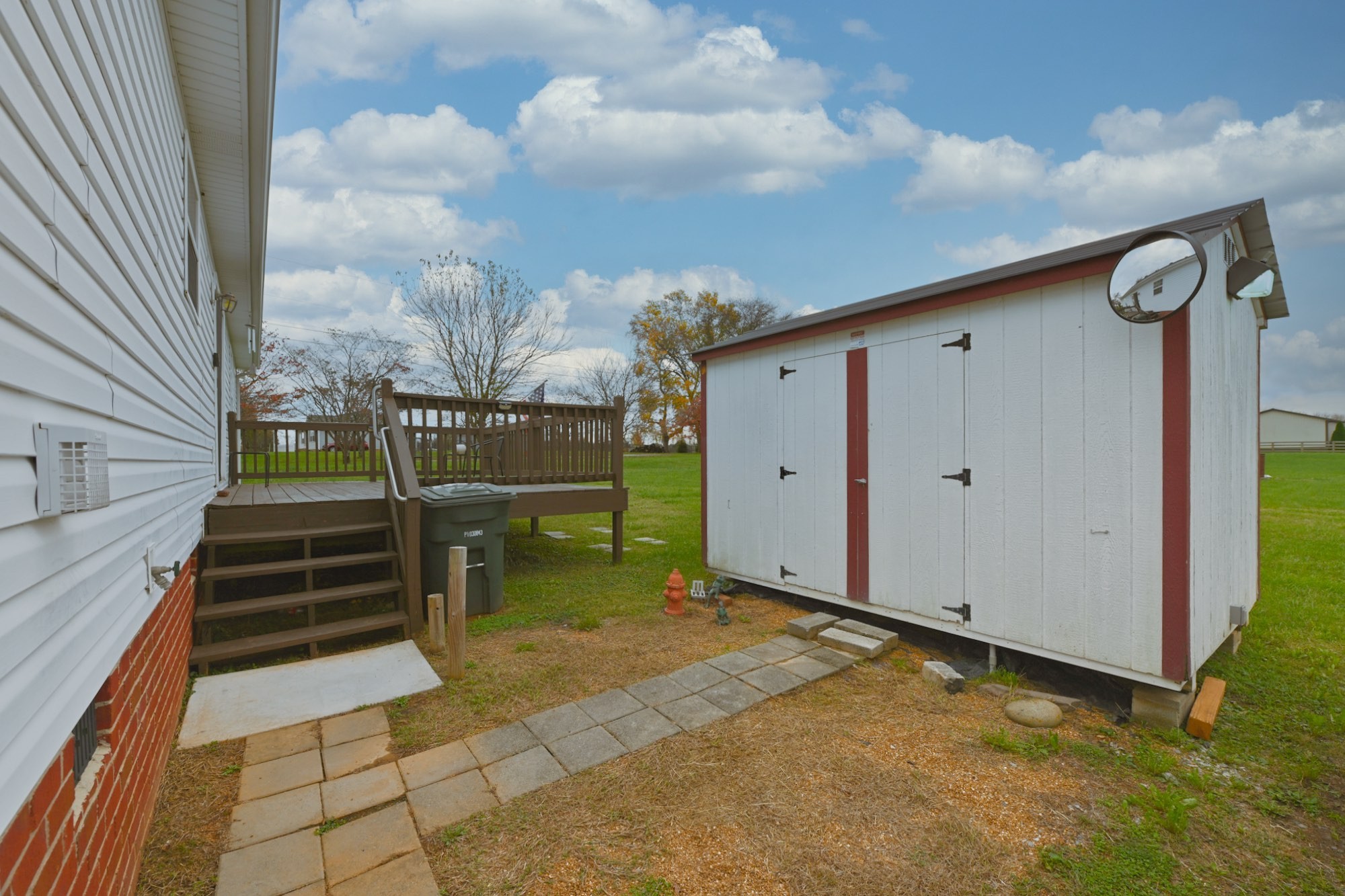 134 T G T Road Portland, TN 37148 - Photo 25 of 27 a view of a pathway of a building
