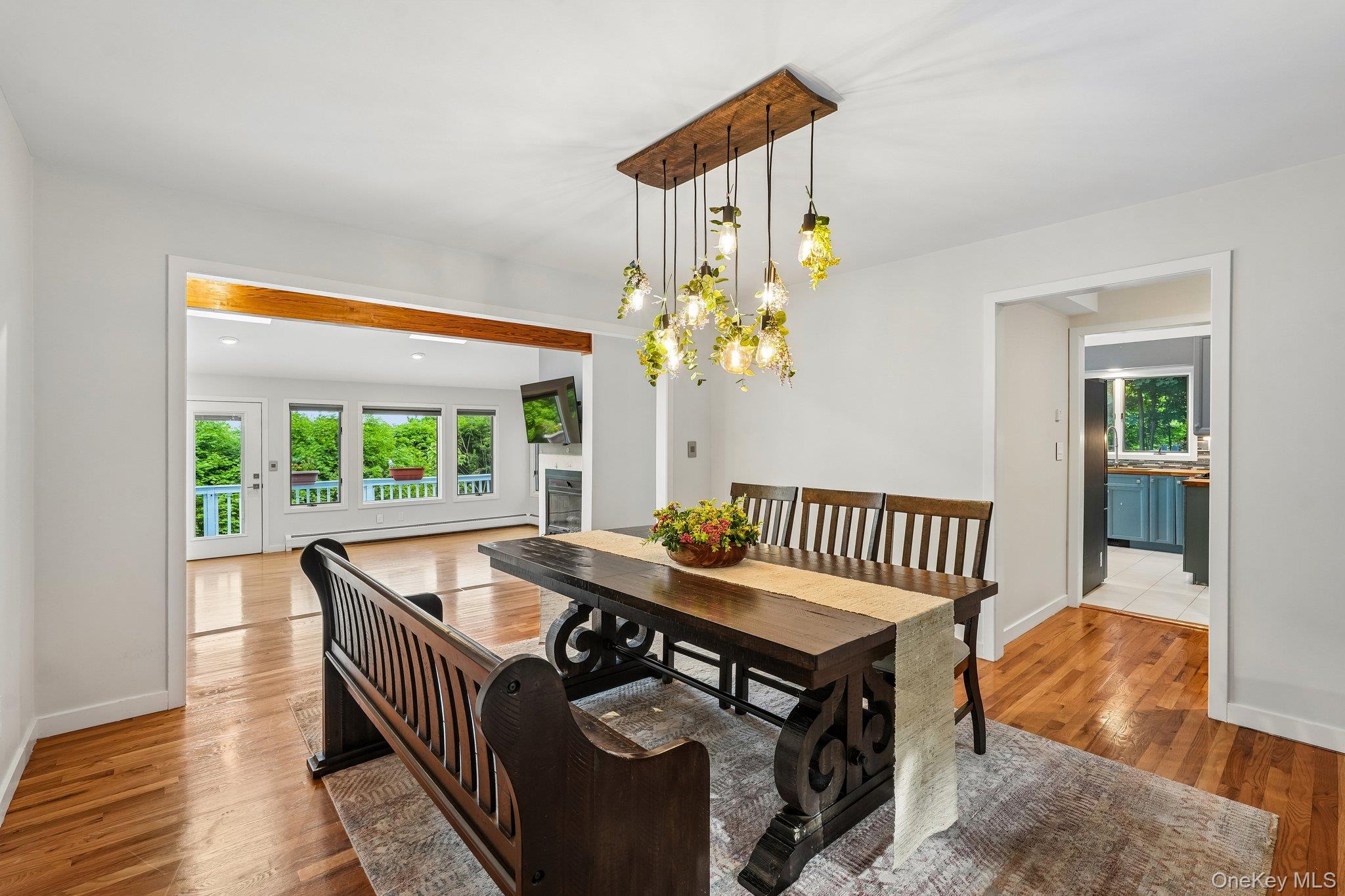 1150 Rte 9W Nyack, NY 10960 - Photo 11 of 49 A space that can be used for dining room,entertaining guests or enjoining a home cafe.