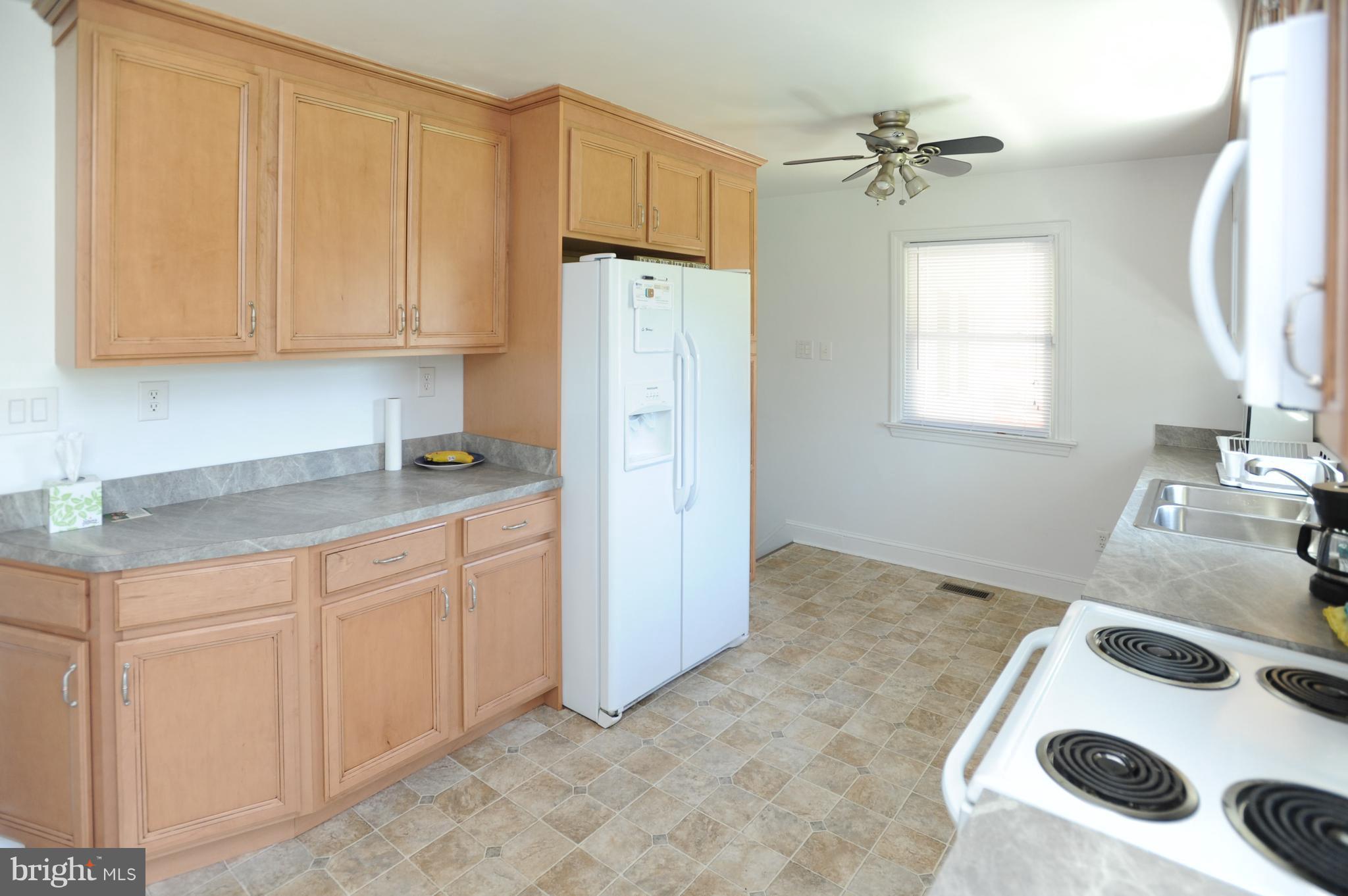 17541 York Road Hagerstown, MD 21740 - Photo 2 of 15 Kitchen