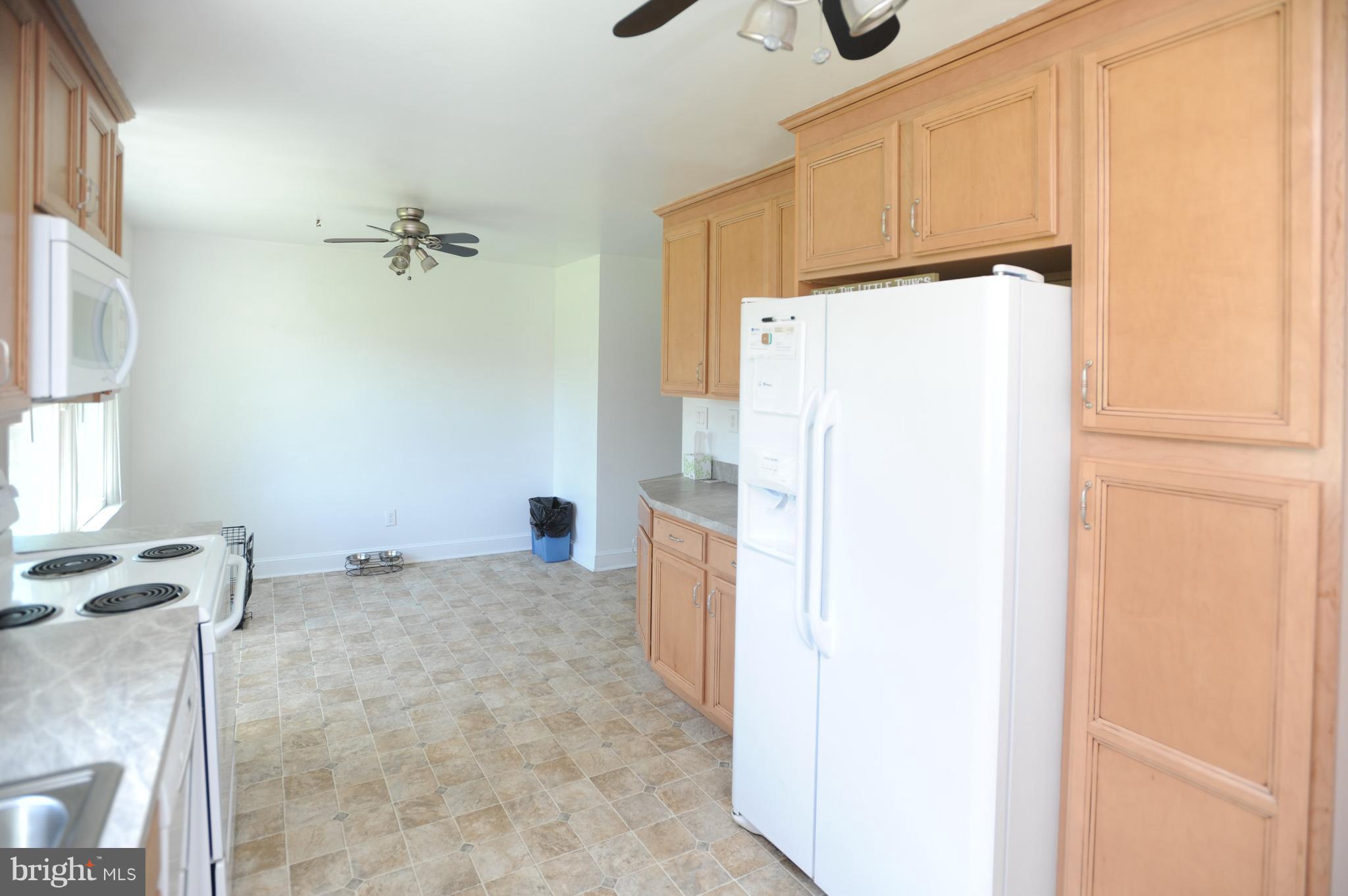 17541 York Road Hagerstown, MD 21740 - Photo 3 of 15 Kitchen