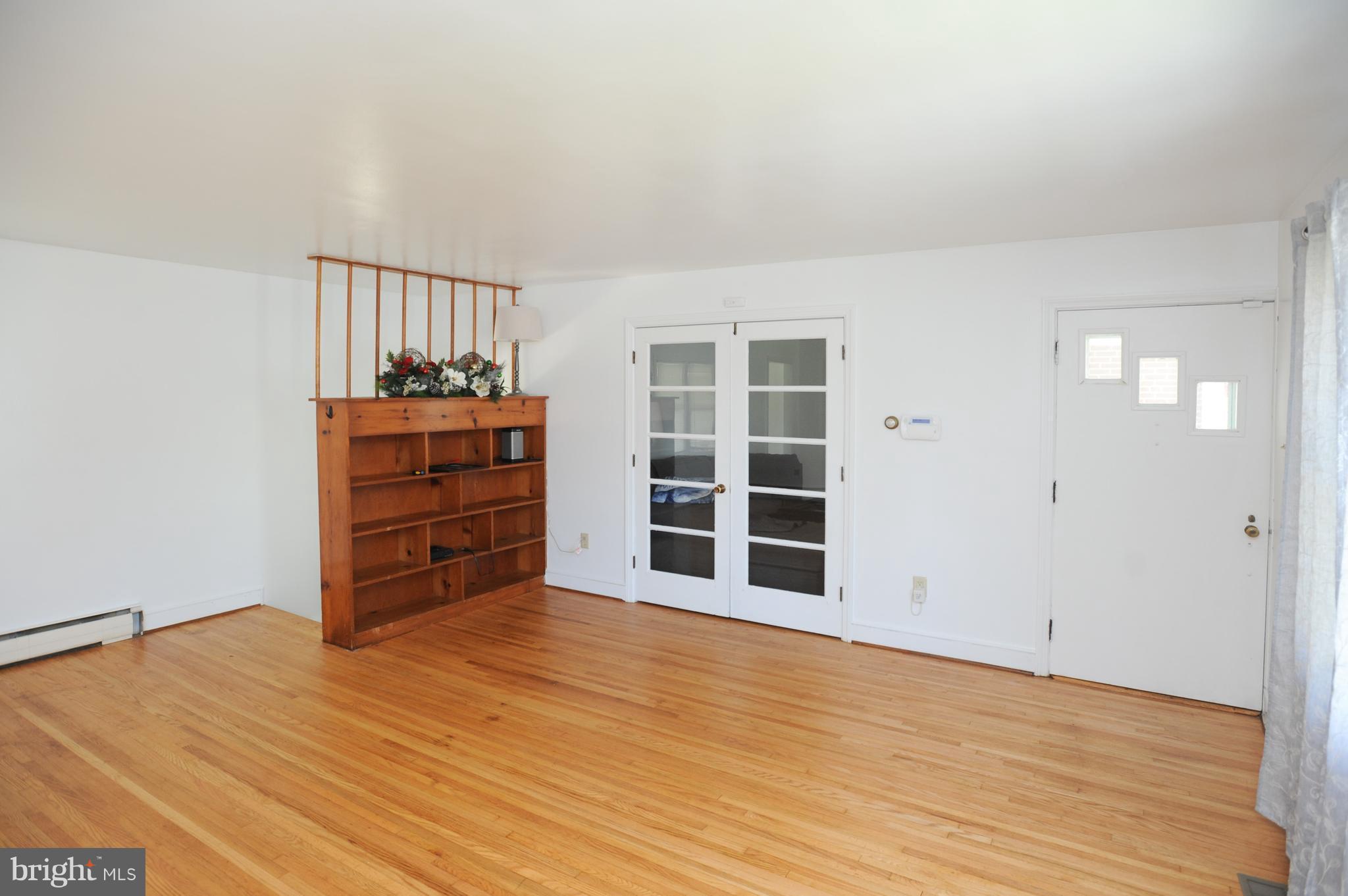 17541 York Road Hagerstown, MD 21740 - Photo 5 of 15 Dining Room