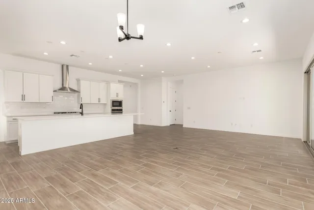 $676,997 | 24199 North 172nd Drive, Surprise, AZ 85387