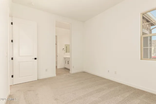 $676,997 | 24199 North 172nd Drive, Surprise, AZ 85387