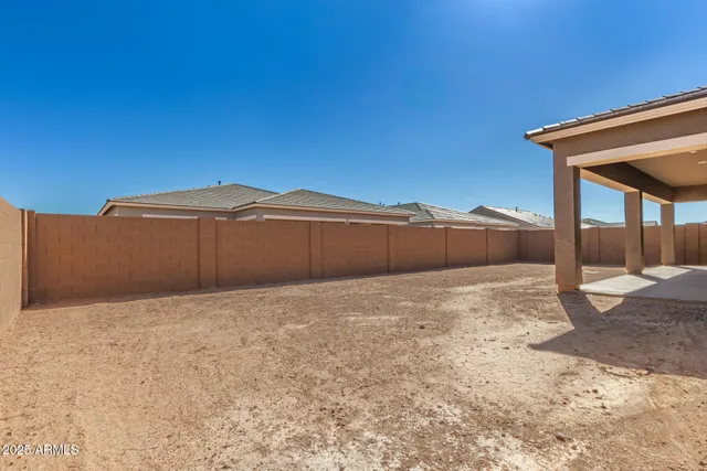 $676,997 | 24199 North 172nd Drive, Surprise, AZ 85387
