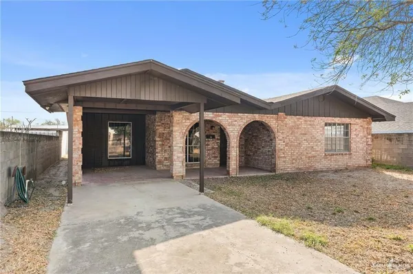 $184,999 | 307 South Cox Street, Rio Grande City, TX 78582