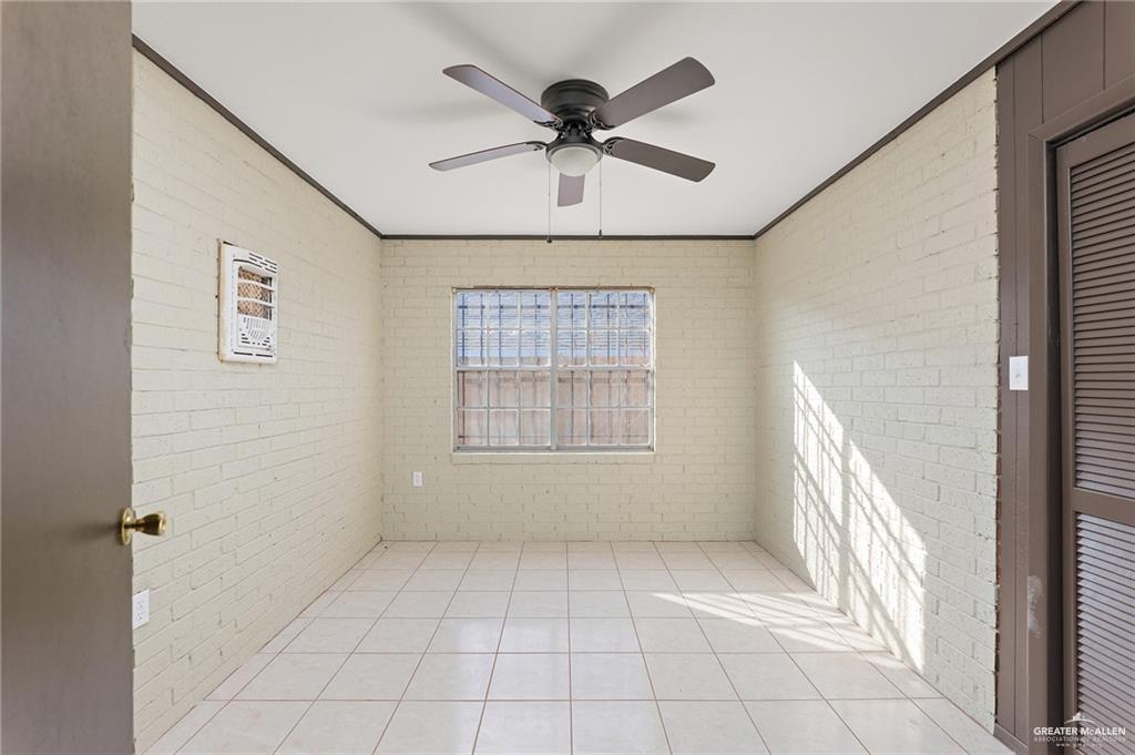 307 South Cox Street Rio Grande City, TX 78582 - Photo 12 of 22