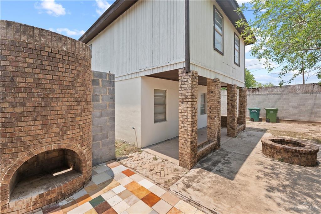 307 South Cox Street Rio Grande City, TX 78582 - Photo 16 of 22