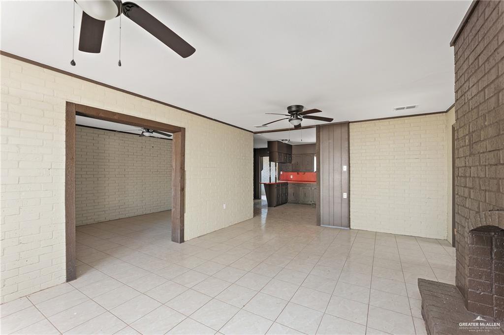 307 South Cox Street Rio Grande City, TX 78582 - Photo 2 of 22