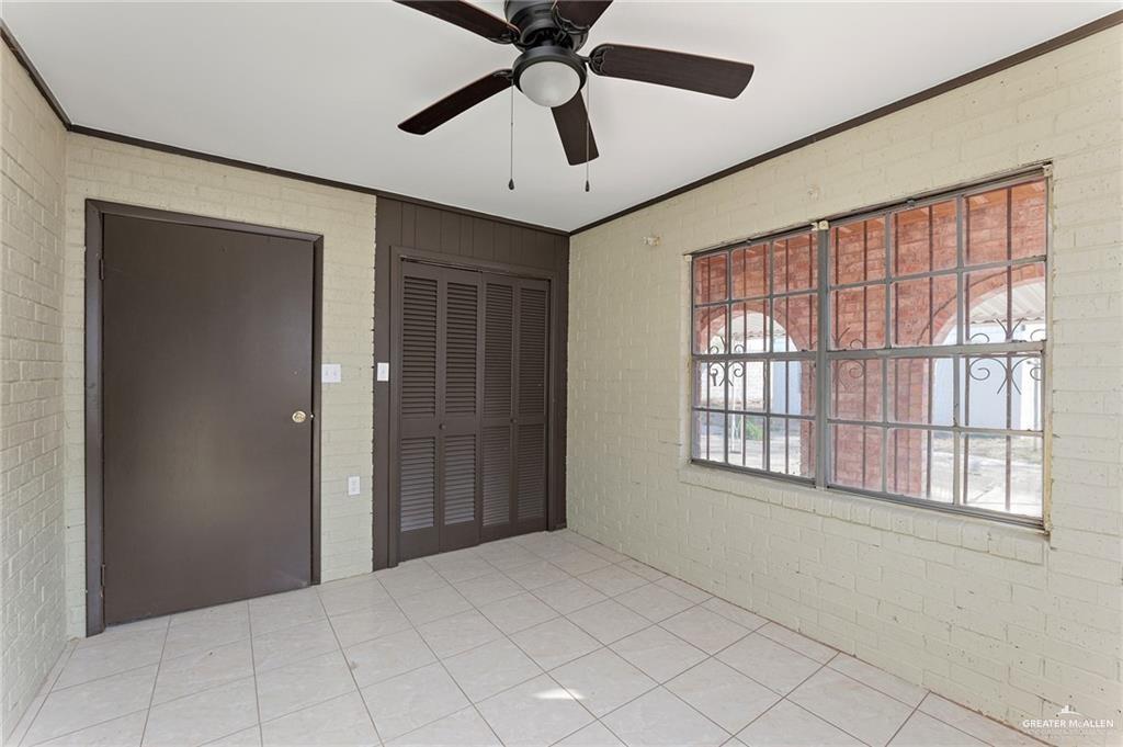 307 South Cox Street Rio Grande City, TX 78582 - Photo 10 of 22