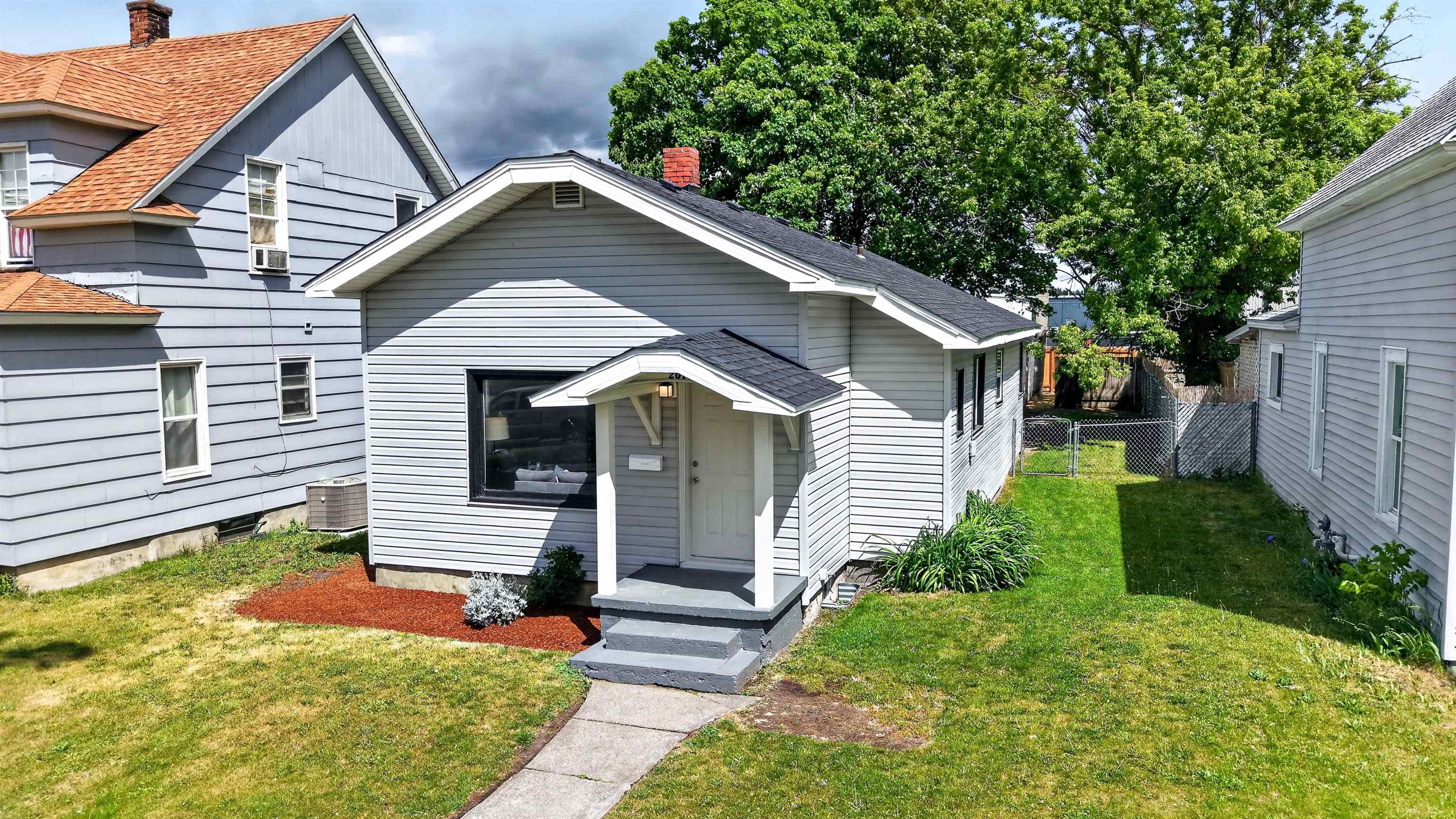 207 East Baldwin Avenue Spokane, WA 99207 - Photo 35 of 48