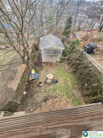 $1,600 | 319 North George Street, Pottsville, PA 17901