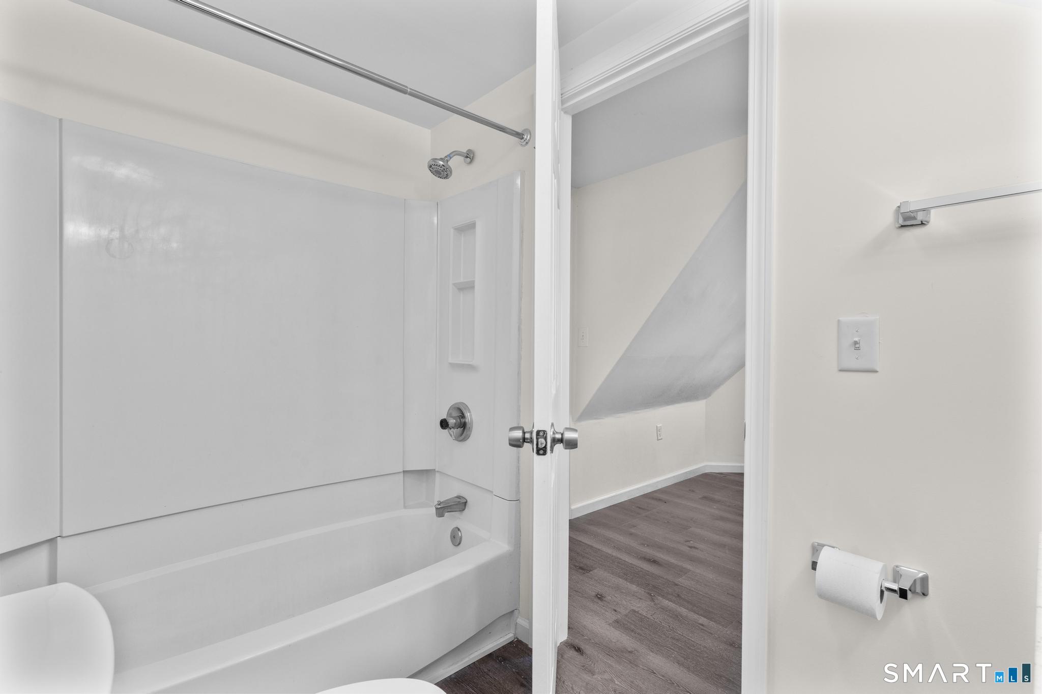 83 Prospect Street, Unit 6 Bristol, CT 06010 - Photo 15 of 16