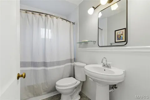 $499,999 | 887 Dickson Street, St. Louis, MO 63122