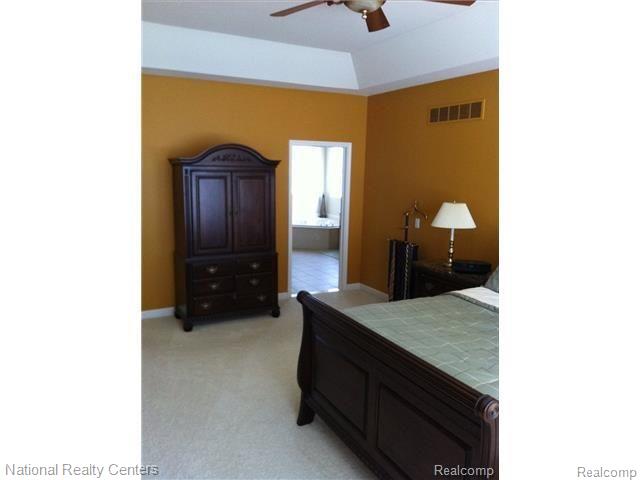 2059 Stirling Court Rochester, MI 48306 - Photo 12 of 24 Master Bedroom2.jpg