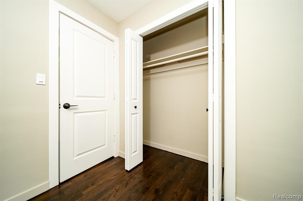 46985 Heydenreich Road Macomb, MI 48044 - Photo 40 of 60