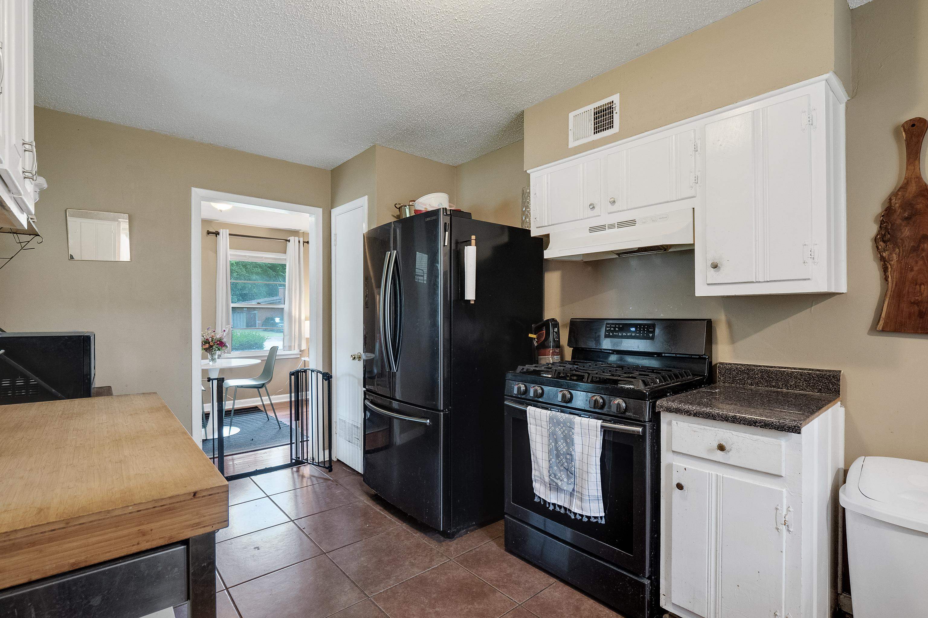 4910 Helene Road Memphis, TN 38117 - Photo 11 of 24 Gallery Image 11