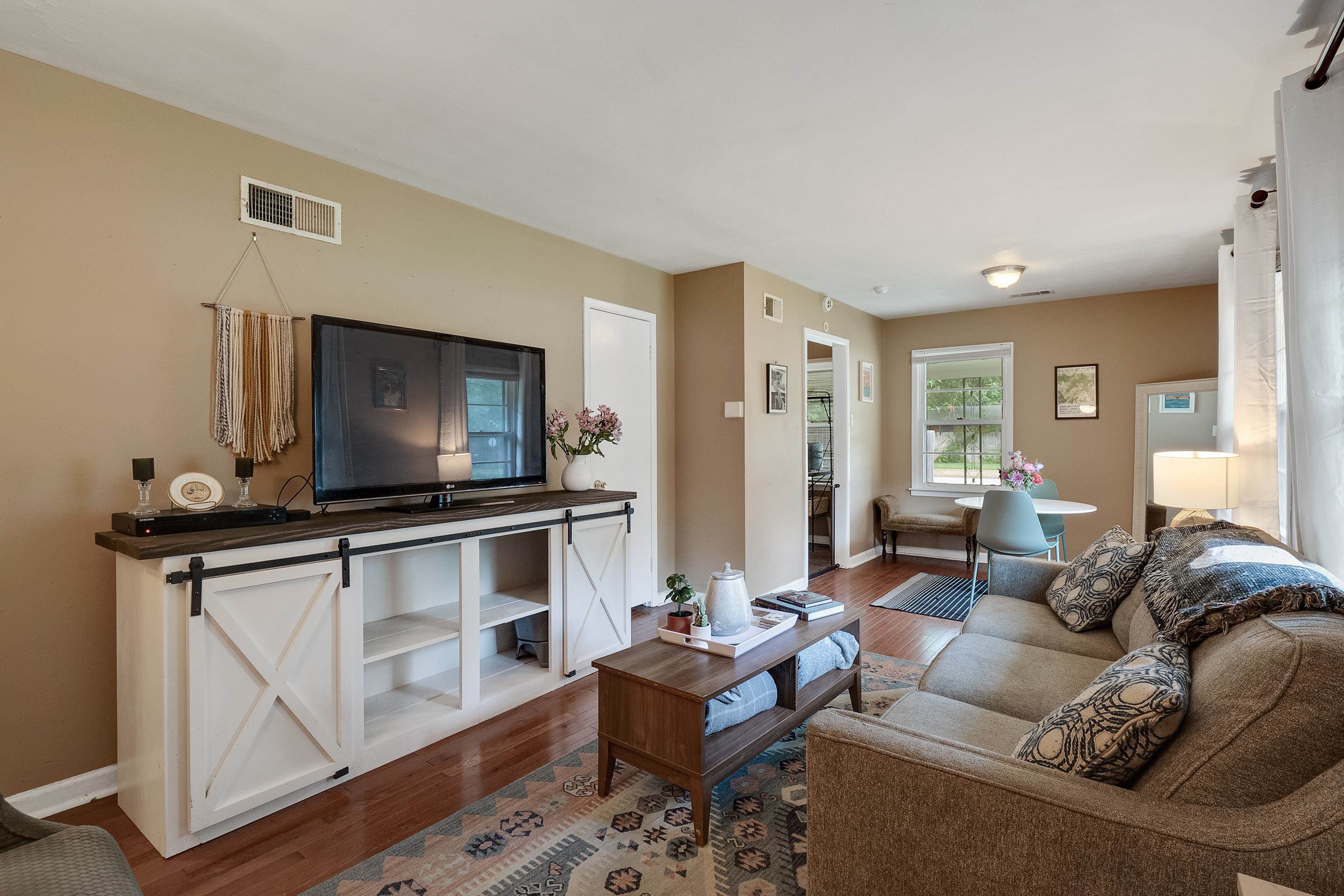 4910 Helene Road Memphis, TN 38117 - Photo 5 of 24 Gallery Image 5